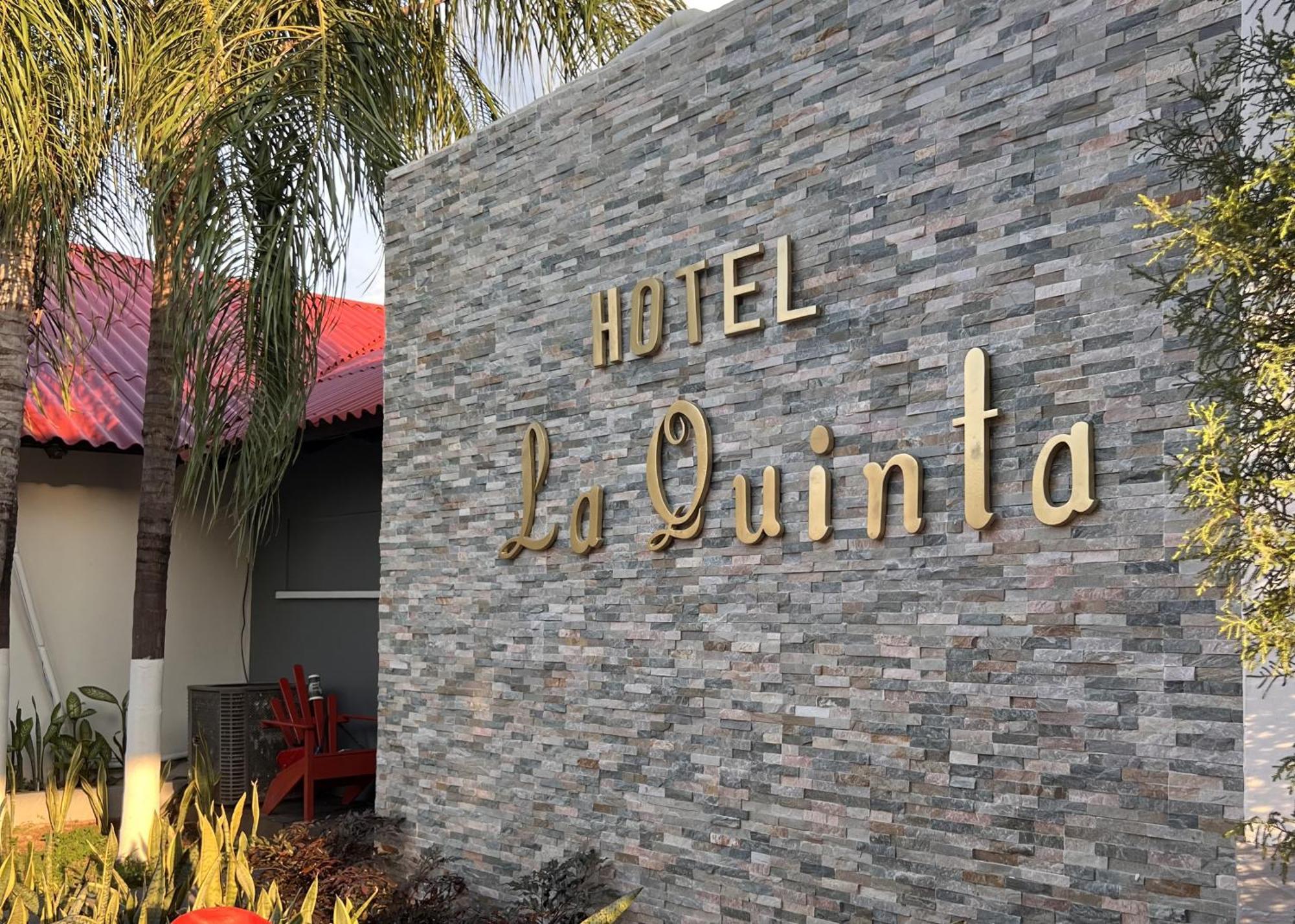 Hotel La Quinta Λα Σέιμπα Εξωτερικό φωτογραφία